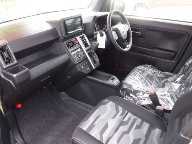 ダイハツ タフト ６６０ Ｇターボ ダーククロム ベンチャー ４ＷＤ R8年 (関東) 99