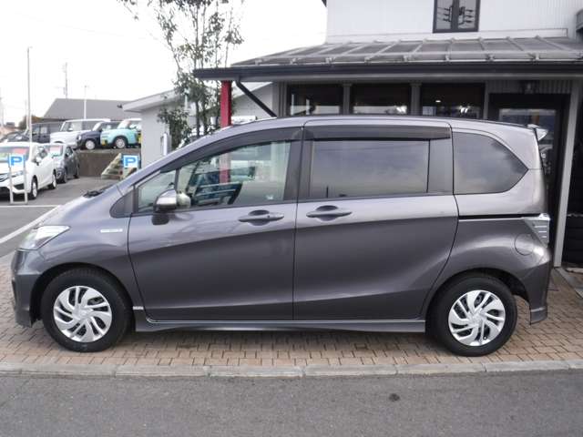 ホンダ フリード　ハイブリッド １．５ ジャストセレクション H26年 (関東) 99