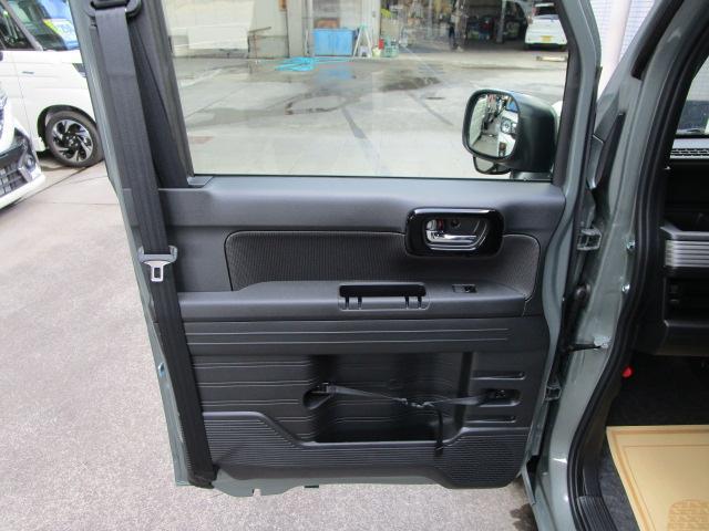 ホンダ Ｎ−ＶＡＮ ６６０ ファン ４ＷＤ R8年 (関東) 99