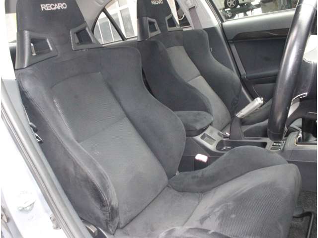 三菱 ランサー ２．０ ＧＳＲ Ｘ ４ＷＤ H20年 (関東) 99