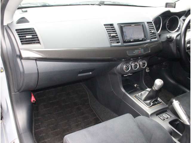 三菱 ランサー ２．０ ＧＳＲ Ｘ ４ＷＤ H20年 (関東) 99
