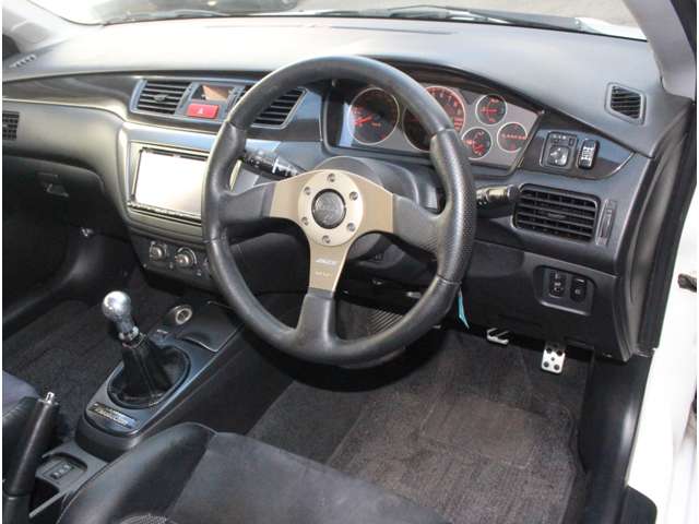 三菱 ランサー ２．０ ＧＳＲ ＩＸ ４ＷＤ H17年 (関東) 99