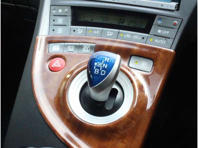 トヨタ プリウス １．８ Ｓ H25年 (関東) 99