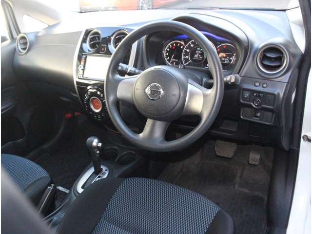 日産 ノート １．２ Ｘ ＤＩＧ－Ｓ H26年 (関東) 99