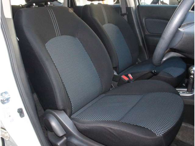 日産 ノート １．２ Ｘ ＤＩＧ－Ｓ H26年 (関東) 99