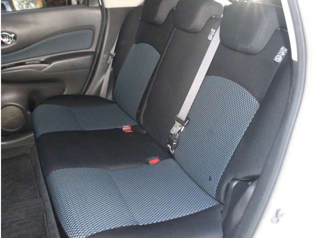日産 ノート １．２ Ｘ ＤＩＧ－Ｓ H26年 (関東) 99