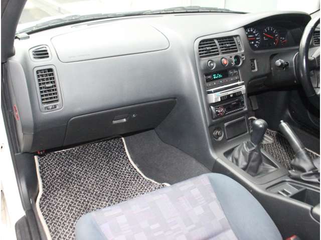 日産 スカイライン ２．０ ＧＴＳ タイプＳ H9年 (関東) 99