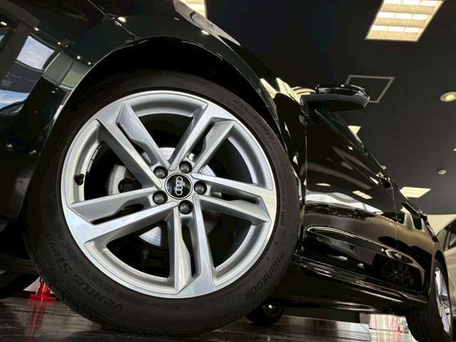 アウディ Ａ１　スポーツバック ２５　ＴＦＳＩ　Ｓライン R3年 (甲信越・北陸) 99