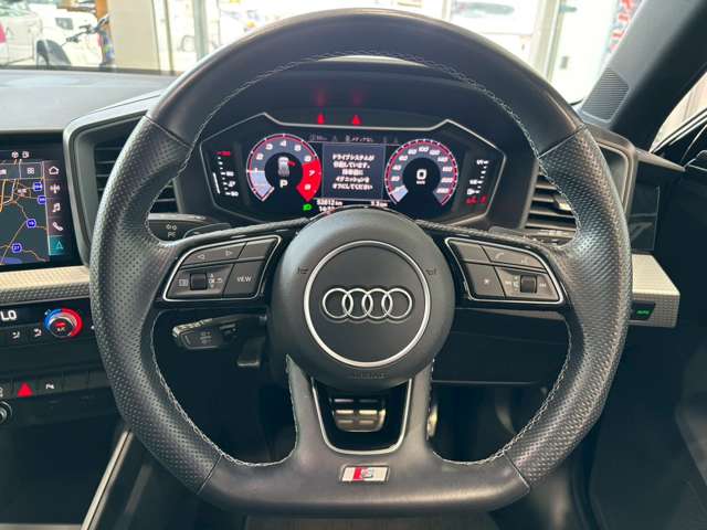 アウディ Ａ１　スポーツバック ２５　ＴＦＳＩ　Ｓライン R3年 (甲信越・北陸) 99
