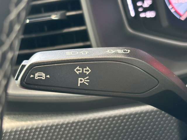 アウディ Ａ１　スポーツバック ２５　ＴＦＳＩ　Ｓライン R3年 (甲信越・北陸) 99
