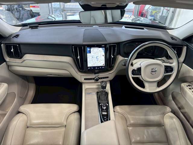 ボルボ ＸＣ６０ Ｔ５ ＡＷＤ インスクリプション ４ＷＤ H30年 (甲信越・北陸) 99