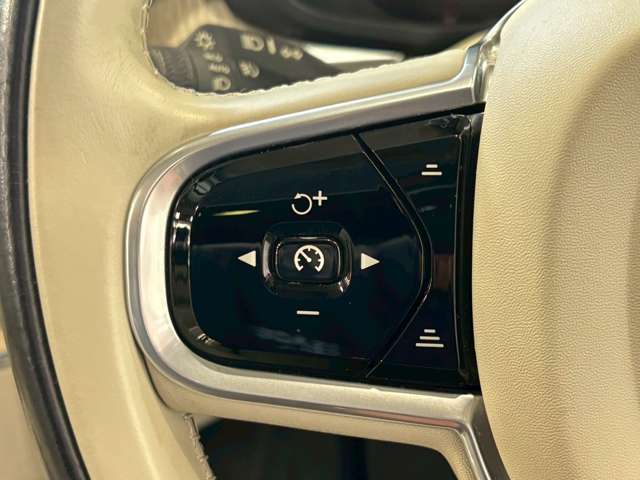 ボルボ ＸＣ６０ Ｔ５ ＡＷＤ インスクリプション ４ＷＤ H30年 (甲信越・北陸) 99