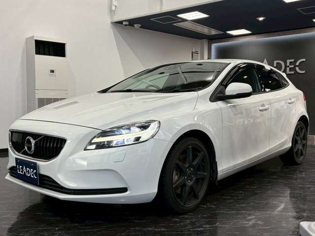 ボルボ Ｖ４０ Ｄ４ モメンタム ディーゼルターボ H29年 (甲信越・北陸) 99