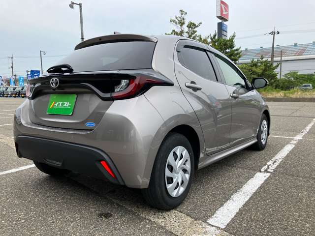 トヨタ ヤリス １．０ Ｘ R3年 (甲信越・北陸) 99