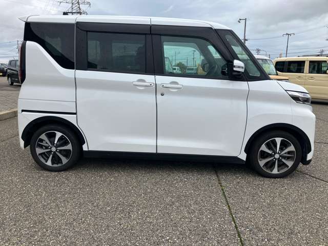 三菱 ｅＫクロス　スペース ６６０ Ｔ プレミアム R4年 (甲信越・北陸) 99
