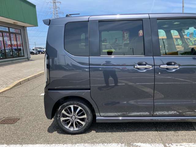 ホンダ Ｎ　ＢＯＸ カスタム ６６０ R7年 (甲信越・北陸) 99