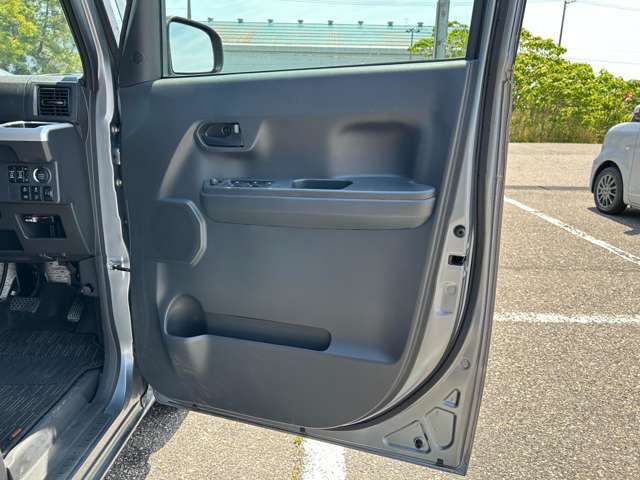 トヨタ ピクシス　メガ ６６０ Ｌ ＳＡＩＩＩ R1年 (甲信越・北陸) 99