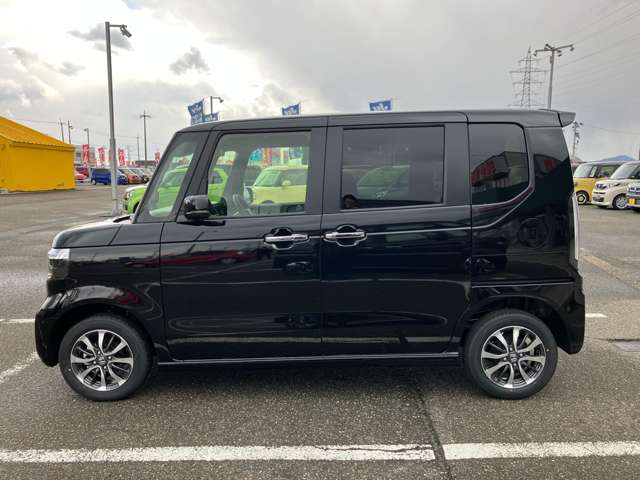 ホンダ Ｎ　ＢＯＸ カスタム ６６０ ４ＷＤ R7年 (甲信越・北陸) 99