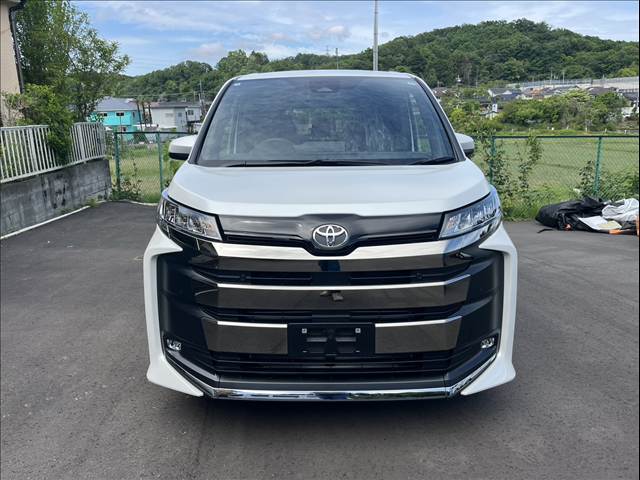 トヨタ ノア ２．０ Ｓ－Ｚ R8年 (関東) 99
