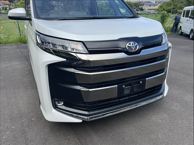 トヨタ ノア ２．０ Ｓ－Ｚ R8年 (関東) 99