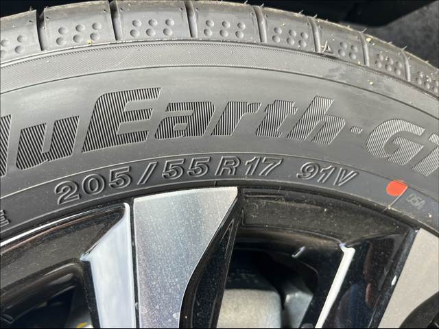 トヨタ ノア ２．０ Ｓ－Ｚ R8年 (関東) 99