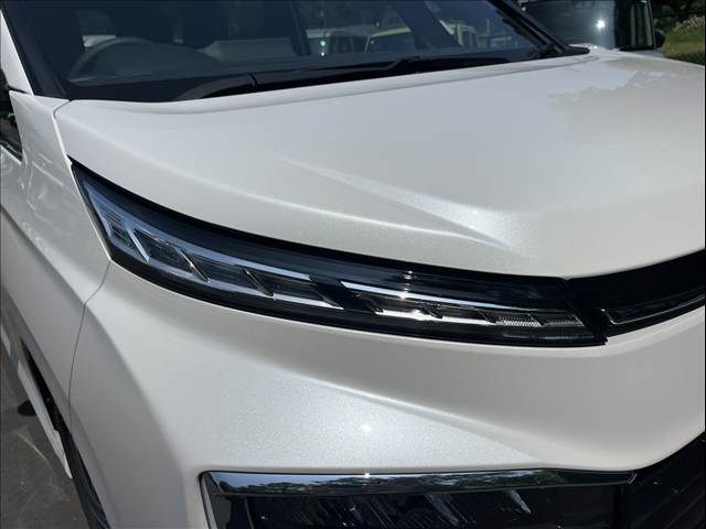 トヨタ ヴォクシー ２．０ Ｓ－Ｚ R8年 (関東) 99