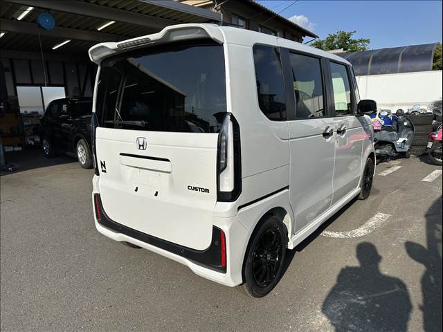 ホンダ Ｎ　ＢＯＸ カスタム ６６０ ブラック スタイル R8年 (関東) 99