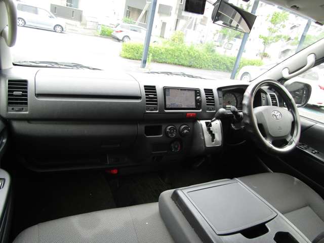 トヨタ ハイエースバン ３．０ ＤＸ ロング ＧＬパッケージ ディーゼルターボ H29年 (関東) 99