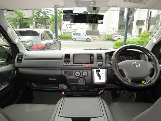 トヨタ ハイエースバン ３．０ ＤＸ ロング ＧＬパッケージ ディーゼルターボ H29年 (関東) 99