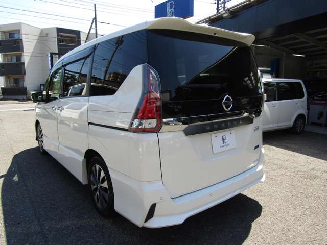 日産 セレナ ２．０ ハイウェイスター H28年 (関東) 99