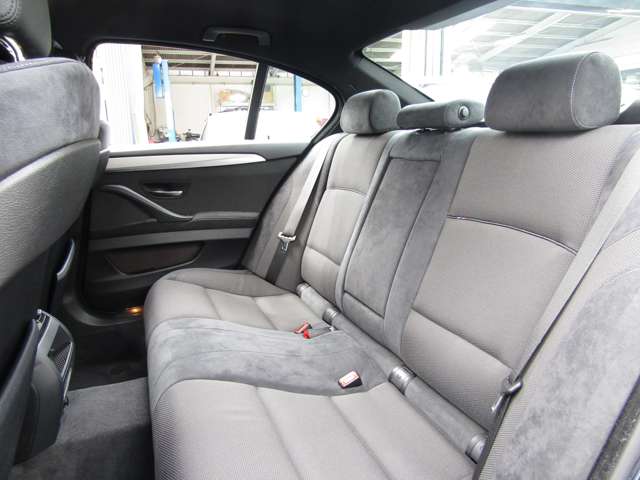 ＢＭＷ ５シリーズ ５２３Ｉ Ｍスポーツパッケージ H25年 (関東) 99
