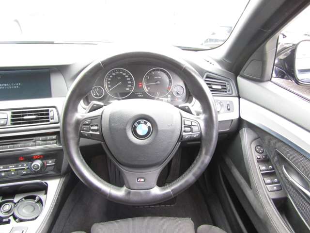 ＢＭＷ ５シリーズ ５２３Ｉ Ｍスポーツパッケージ H25年 (関東) 99
