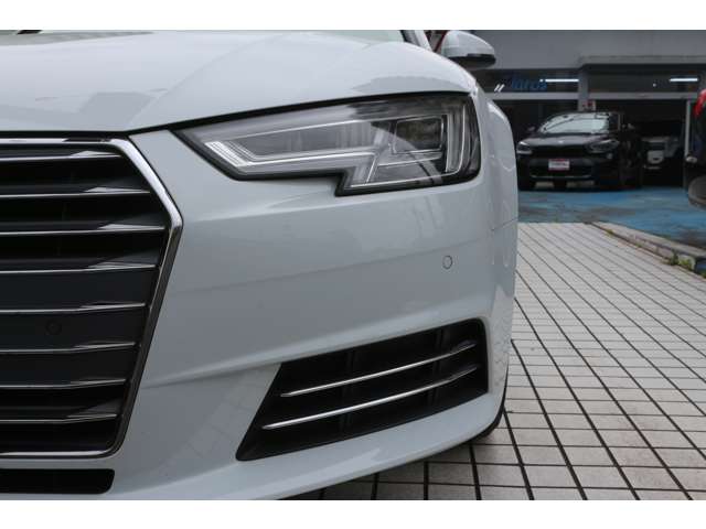 アウディ Ａ４　アバント １．４　ＴＦＳＩ　スポーツ H28年 (関東) 99