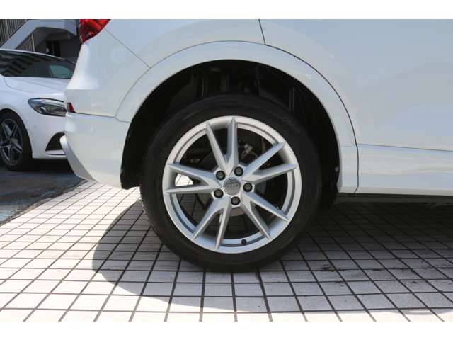 アウディ Ｑ２ １ｓｔ　エディション H29年 (関東) 99