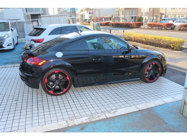 アウディ ＴＴ　ＲＳ　プラス　クーペ ２．５ ４ＷＤ H25年 (関東) 99