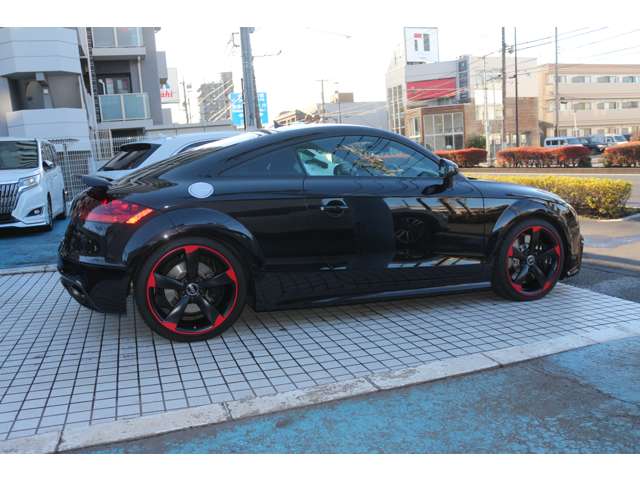 アウディ ＴＴ　ＲＳ　プラス　クーペ ２．５ ４ＷＤ H25年 (関東) 99