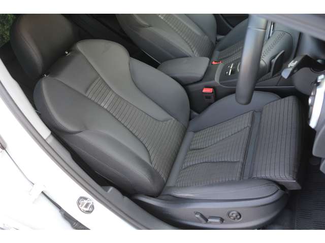 アウディ Ａ３　スポーツバック １．４　ＴＦＳＩ　スポーツ H29年 (関東) 99