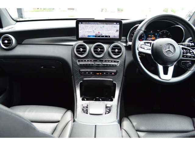 メルセデスベンツ ＧＬＣクラス ２２０ Ｄ ４マチック ＡＭＧライン ディーゼルターボ ４ＷＤ R4年 (関東) 99