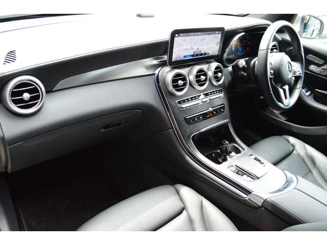 メルセデスベンツ ＧＬＣクラス ２２０ Ｄ ４マチック ＡＭＧライン ディーゼルターボ ４ＷＤ R4年 (関東) 99