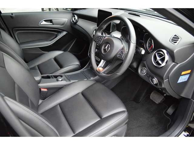 メルセデスベンツ ＧＬＡクラス ＧＬＡ１８０ H29年 (関東) 99