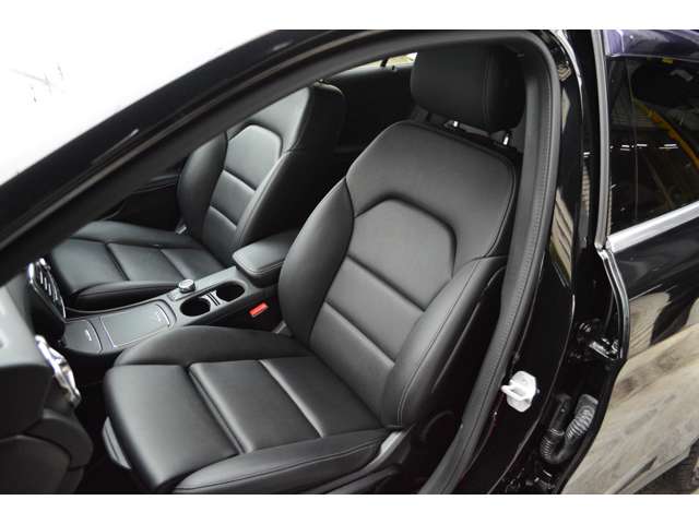 メルセデスベンツ ＧＬＡクラス ＧＬＡ１８０ H29年 (関東) 99