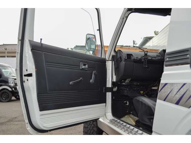 スズキ ジムニーバン ６６０ フルメタルドア ＣＣ ４ＷＤ H7年 (関東) 99