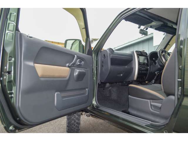 スズキ ジムニー ６６０ ランドベンチャー ４ＷＤ H30年 (関東) 99