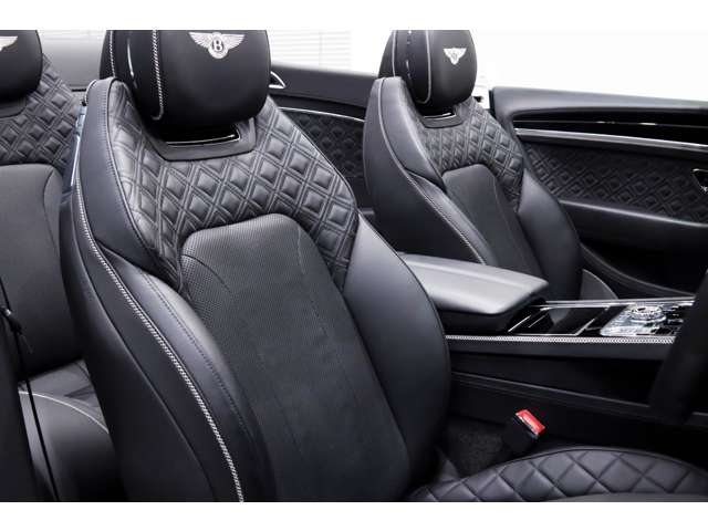 ベントレー コンチネンタルＧＴコンバーチブル Ｖ８ ４ＷＤ R2年 (関東) 99
