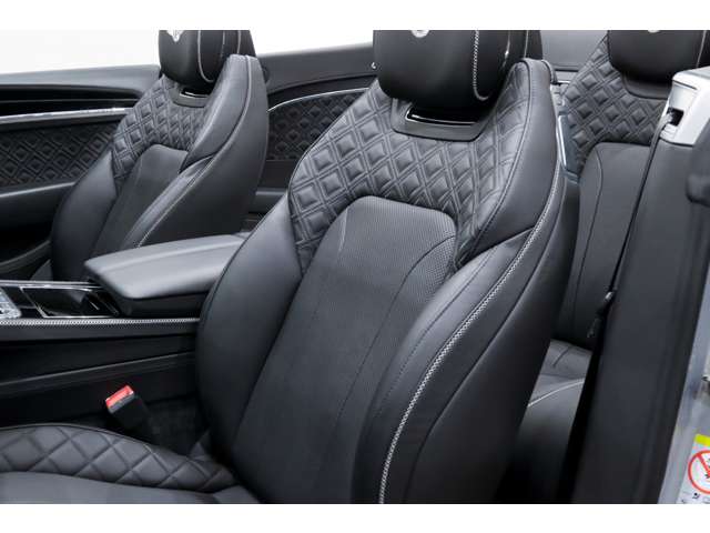 ベントレー コンチネンタルＧＴコンバーチブル Ｖ８ ４ＷＤ R2年 (関東) 99