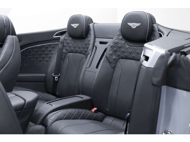 ベントレー コンチネンタルＧＴコンバーチブル Ｖ８ ４ＷＤ R2年 (関東) 99