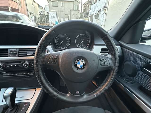 ＢＭＷ ３シリーズ ３２０Ｉ Ｍスポーツパッケージ H22年 (関東) 99