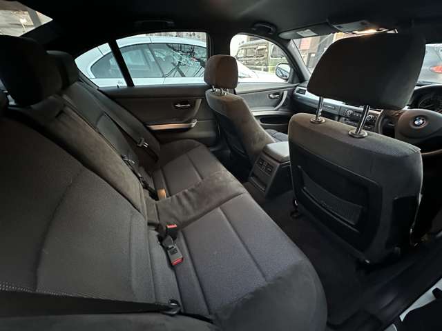 ＢＭＷ ３シリーズ ３２０Ｉ Ｍスポーツパッケージ H22年 (関東) 99
