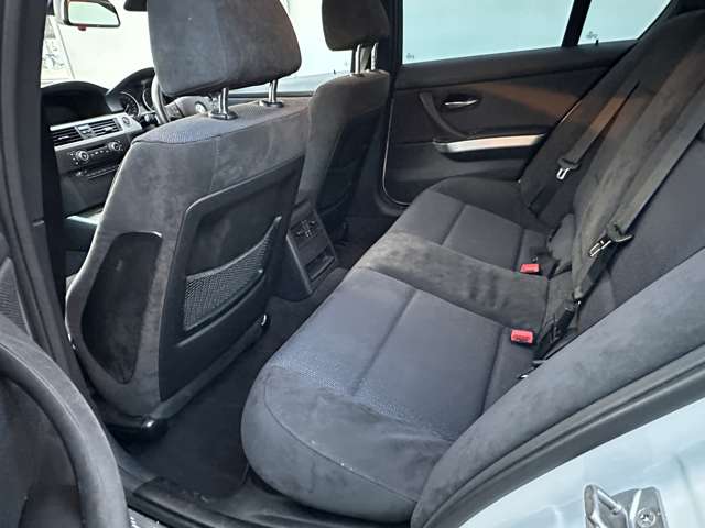 ＢＭＷ ３シリーズ ３２０Ｉ Ｍスポーツパッケージ H22年 (関東) 99