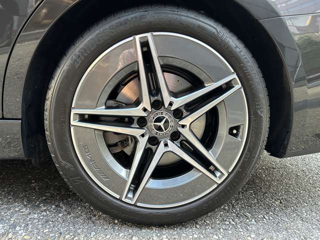 メルセデスベンツ Ｃクラス Ｃ２２０ Ｄ アバンギャルド ＡＭＧライン （ＩＳＧ搭載モデル） ディーゼルターボ R4年 (関東) 99
